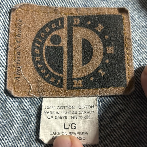 International denim two tone denim jacket - Picture 3 of 8